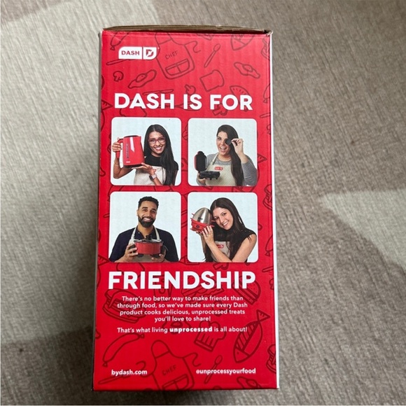 Dash Red Mini Waffle Maker - Picture 4 of 5